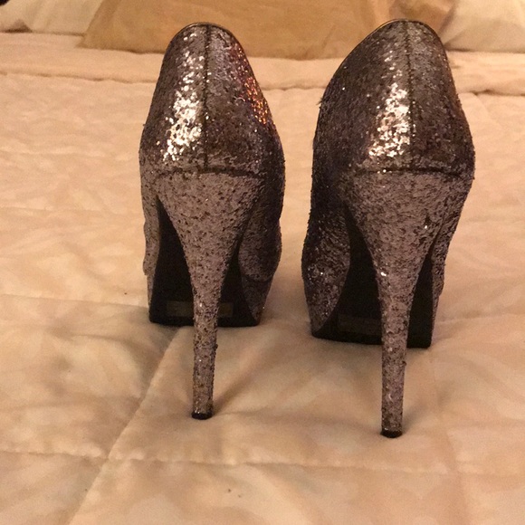Sparkly Platform Heels Size 9 - Picture 2 of 7